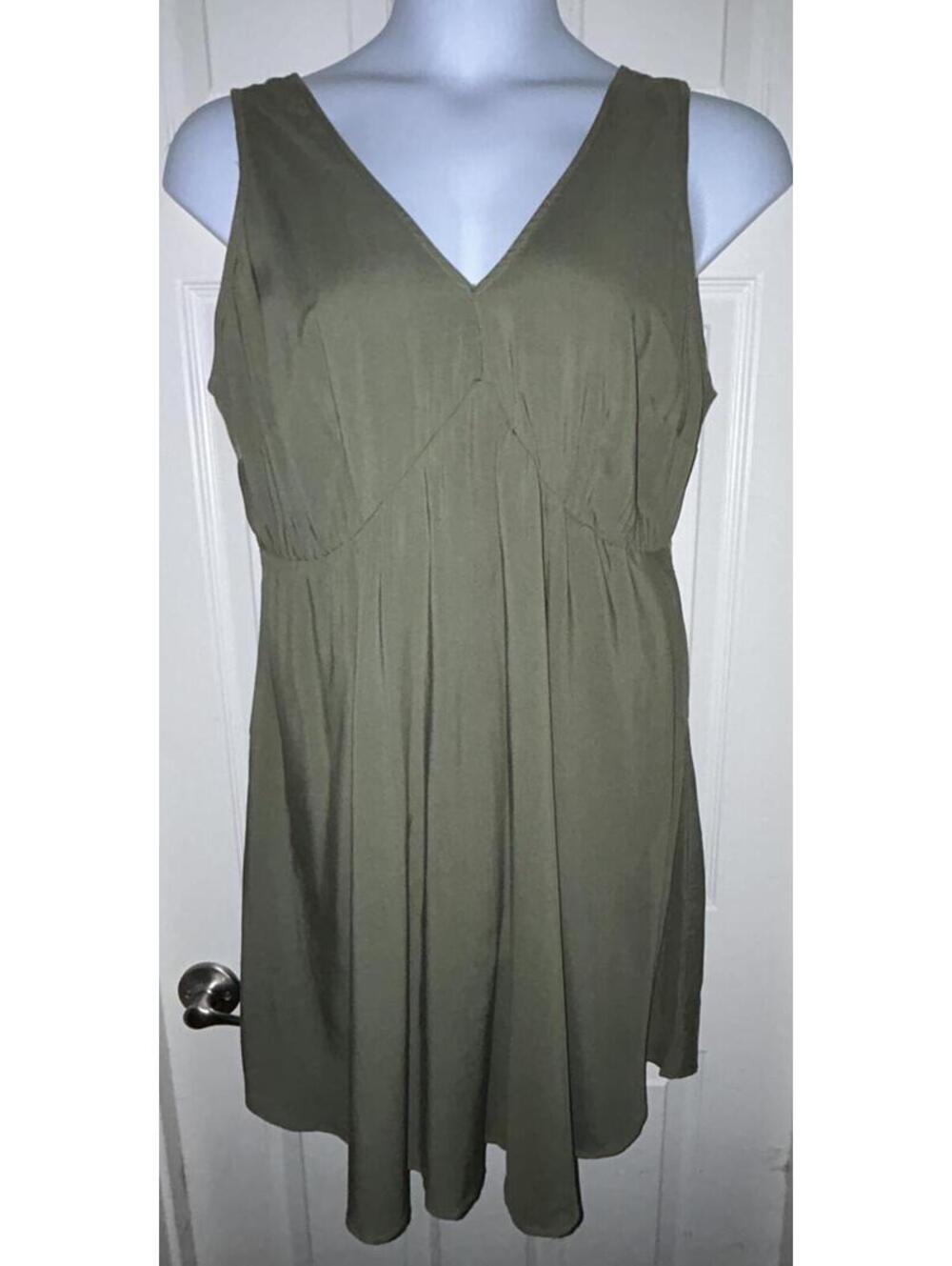 Torrid Mini Dress Sz 1 NWT